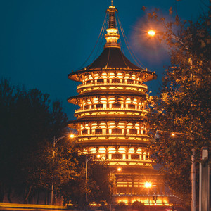 国模女同拉拉图片欣赏
