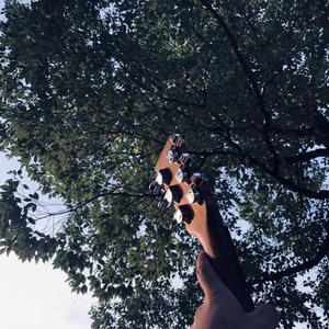 国模女同拉拉图片欣赏
